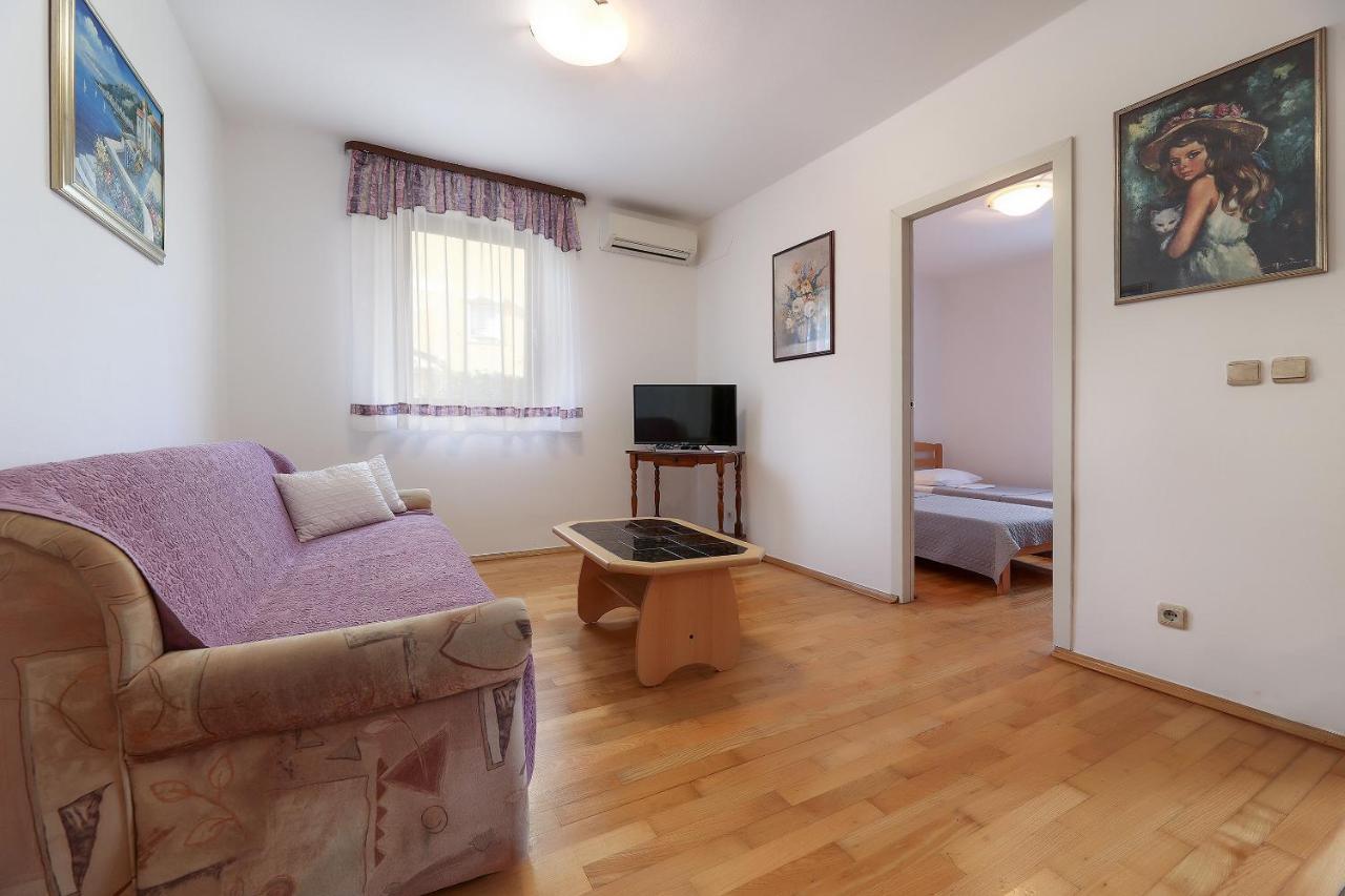 Dunja Apartman Jadranovo